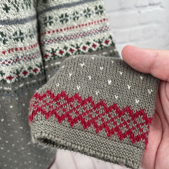 Traverse Bay Woolen Co. Large Made in USA Fair Isle Snowflake Women’s Sweater - Picture 4 of 6